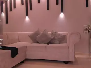 Sussan Elliot's Live Sex Cam Show