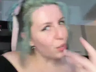 MaddySmithss's Live Sex Cam Show