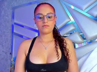 miia-02 Young-adult live webcam