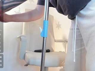 Live webcam model malley-adams on Soda Cams