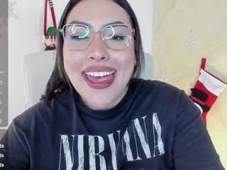 Live webcam model malley-adams on Soda Cams