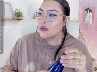 malley-adams live cam profile