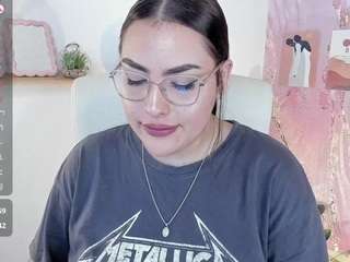 le modèle malley-adams est en webcam porno dans un show sur le site camsoda, il possède les tags suivants: anal,smoking,ass to mouth,natural,nature,oil,orgasm,public,pussy,shaved,shaved-pussy,spank,lovense,squirter,striptease,swallow,tattoos,teen 18,toys,twerk