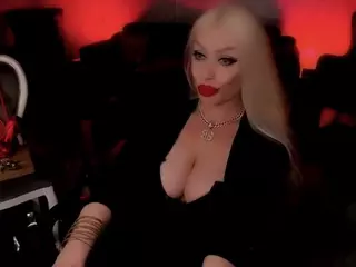 AlfaFemale's Live Sex Cam Show