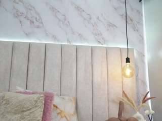 annyy-rosse from CamSoda is Freechat