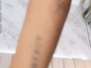 annyy-rosse Live Webcam on CamSoda