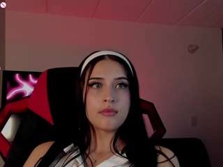 charrlottegrey Live Webcam on CamSoda