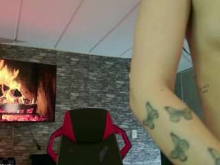 CHARRLOTTEGREY live webcam show