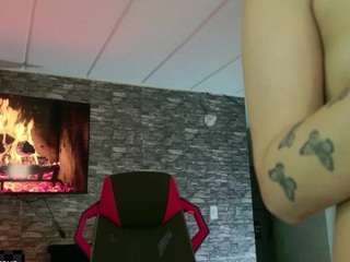 CHARRLOTTEGREY live webcam show