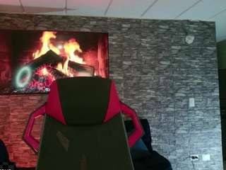 CHARRLOTTEGREY live webcam show