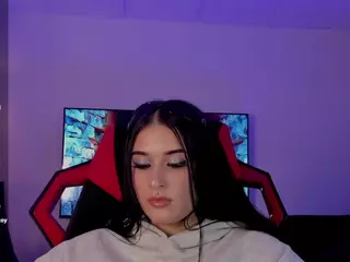 CHARRLOTTEGREY's Live Sex Cam Show