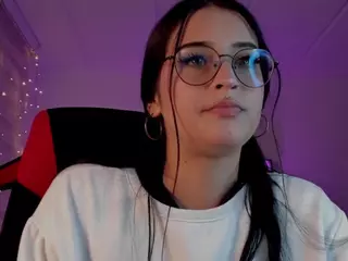 CHARRLOTTEGREY's Live Sex Cam Show