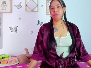 Emma Rogerss's Live Sex Cam Show