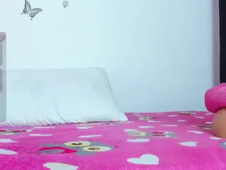 Emma Rogerss's Live Sex Cam Show
