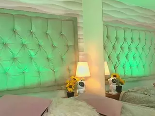 isabella-mansory's Live Sex Cam Show