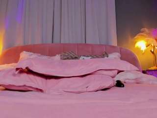 amedeeabanks's live room