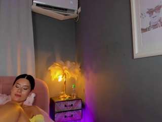 amedeeabanks's live room
