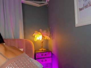 AmedeeaBanks live cam preview