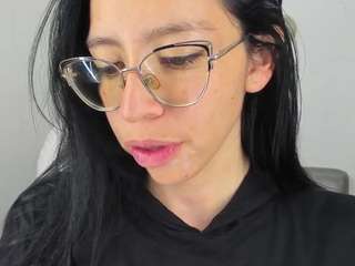 katty-mouth webcam