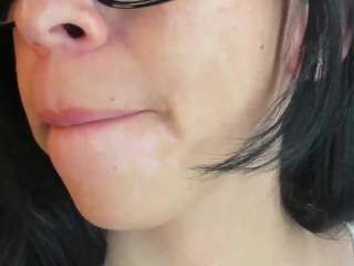 katty-mouth webcam model