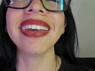 katty-mouth webcam