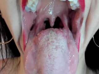 katty-mouth