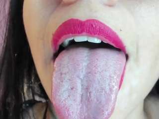 katty-mouth
