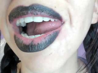 katty-mouth