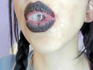 katty-mouth