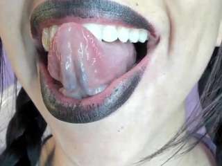 katty-mouth