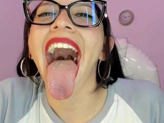 katty-mouth