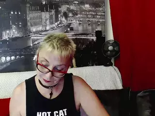 MatureSensetive's Live Sex Cam Show