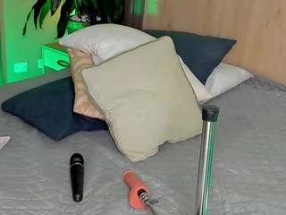 rebecacorttez live cam profile