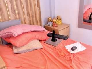 rebecacorttez live cam preview
