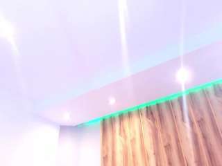 rebecacorttez live cam preview