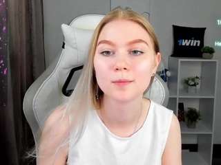 gnny-cute's Cam show and profile