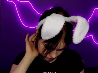 MikasaBowen's Live Sex Cam Show