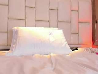 biancax Live Webcam on {site_name}