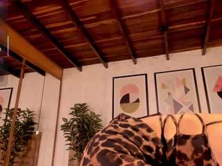  lunaruso chat room