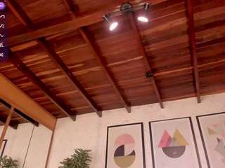 lunaruso Live Webcam on CamSoda