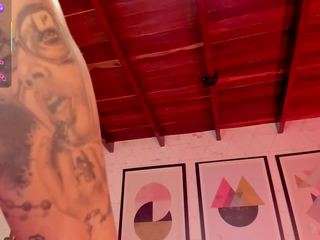 lunaruso's CamSoda show and profile