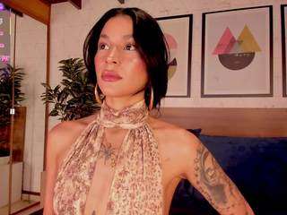 lunaruso from CamSoda