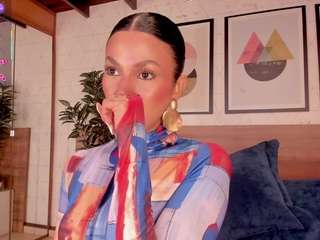 lunaruso from CamSoda