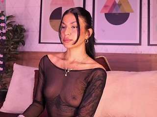 Live webcam model lunaruso on Soda Cams