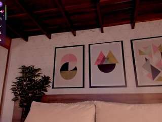 lunaruso Live Webcam on CamSoda