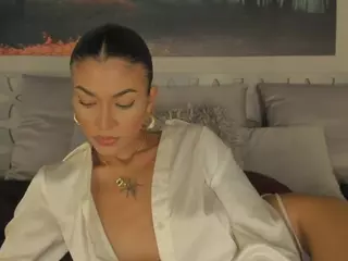 Luna Ruso's Live Sex Cam Show