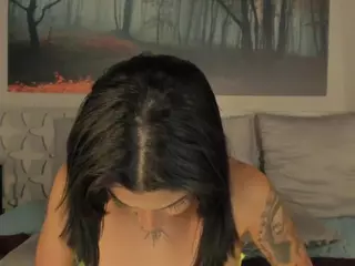 Luna Ruso's Live Sex Cam Show