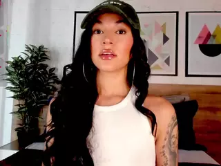 Luna Ruso's Live Sex Cam Show