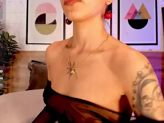 Luna Ruso's Live Sex Cam Show