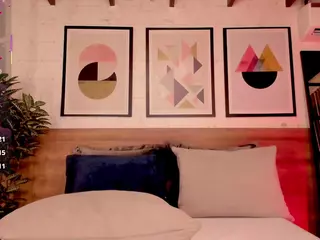 Luna Ruso's Live Sex Cam Show